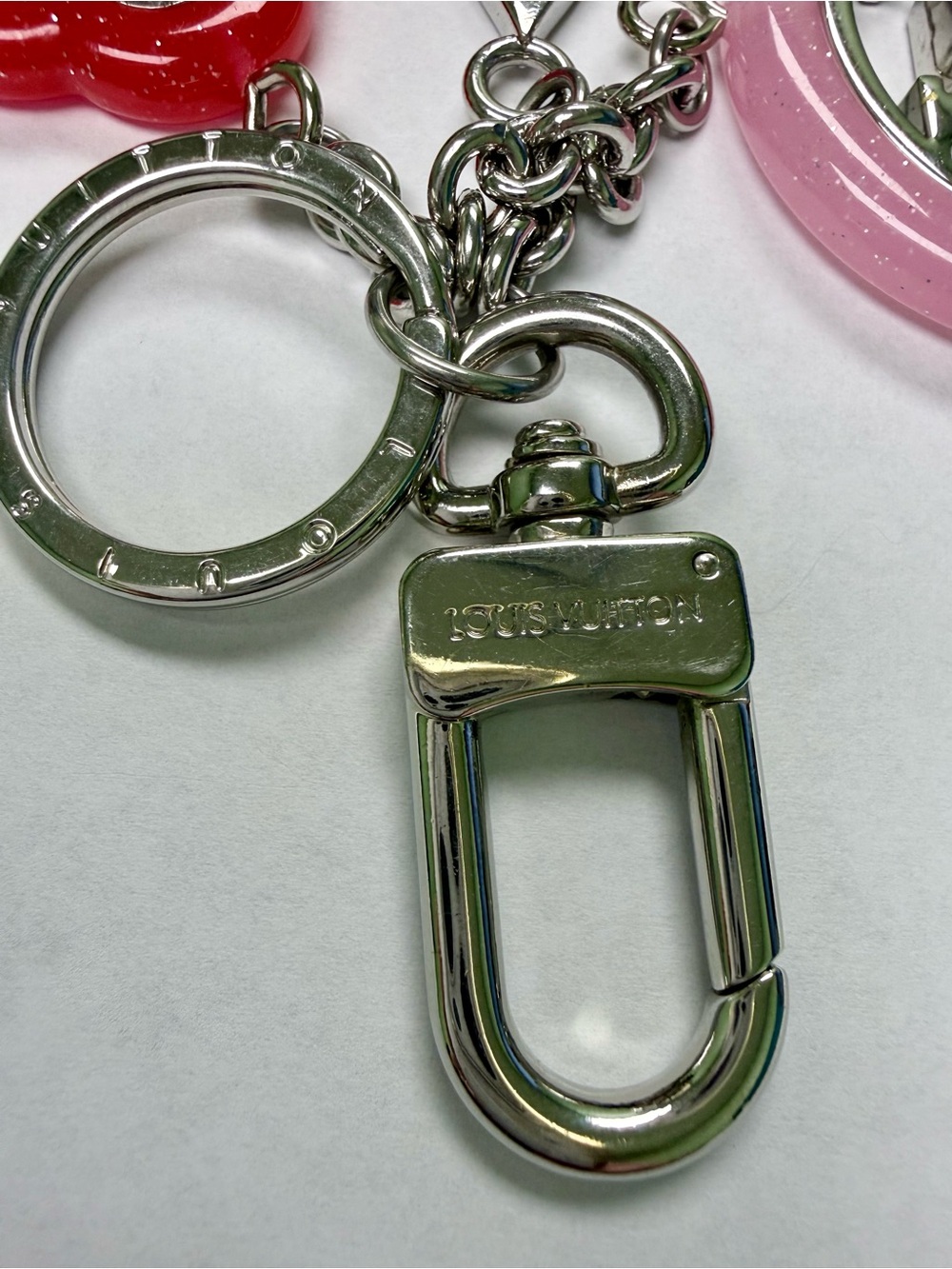 Louis Vuitton Fleur de Monogram Key Holder & Bag Charm - Silver/Pink/Red - Picture 5 of 7